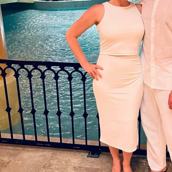 White Ribbed two piece set - Picture 2 of 11